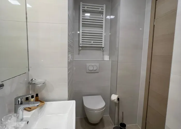 Minella Oda ve Kahvaltı 3*