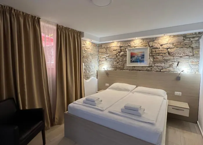 Minella Bed & Breakfast 3*